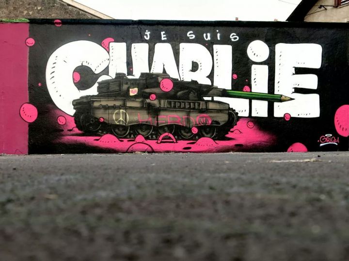 graffitis hommage charlie hebdo 8