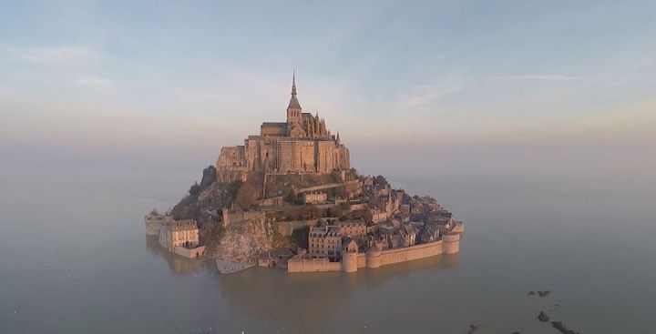 timelapse Mont Saint Michel drone