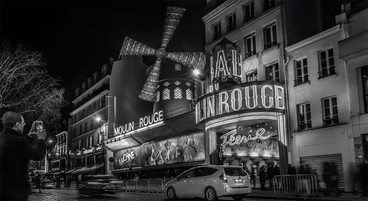 Time Lapse Paris Nuit Moulin Rouge