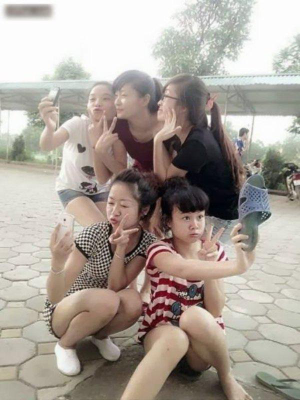 funny asian selfie