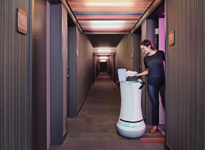 room service hotel robot