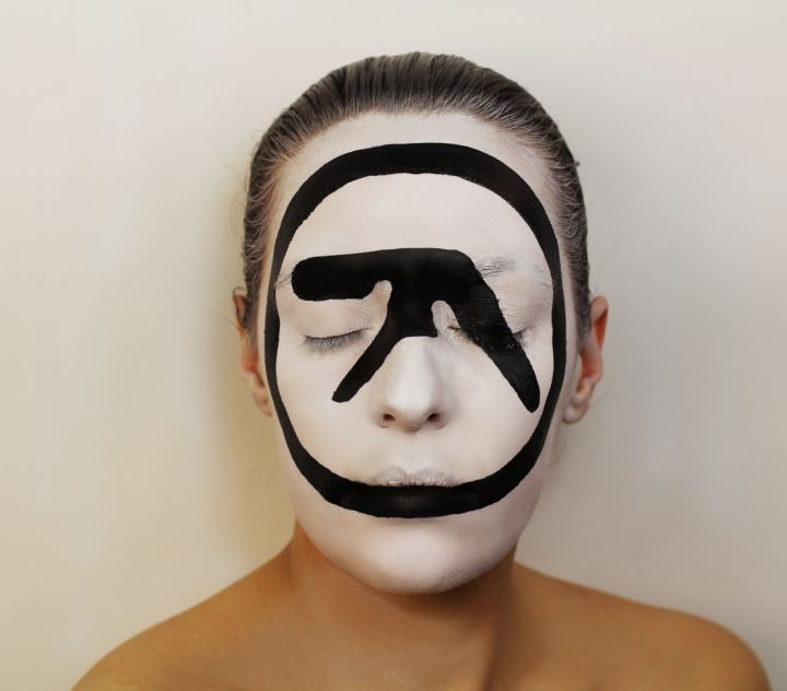 Peinture visage album Aphex Twin