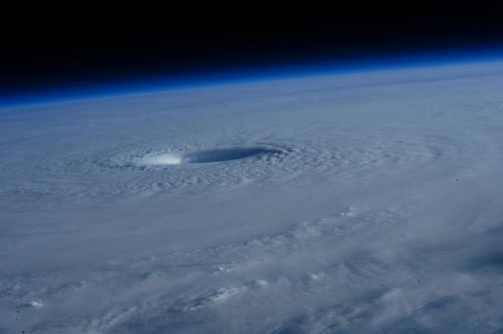 photo du typhon maysak