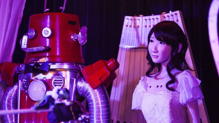 premier mariage robots japon