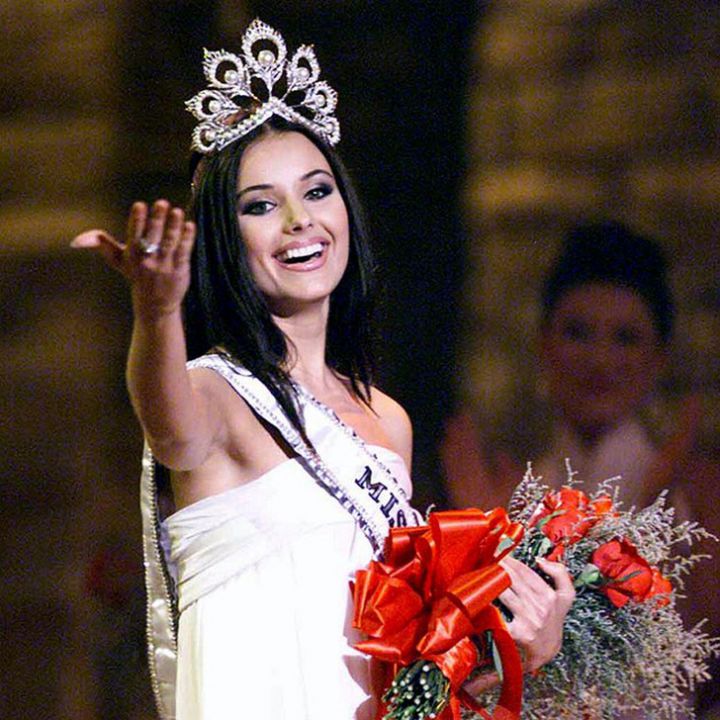 Miss Univers 2002 Oxana Fedorova Russie