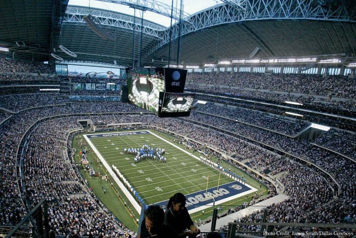 20 September 2009: Fans of the Dallas Cowboys set an NFL attendance record of 105,121 during their 33-31 loss to the New York Giants at Cowboys Stadium in Arlington, Texas. Photo by James D. Smith
