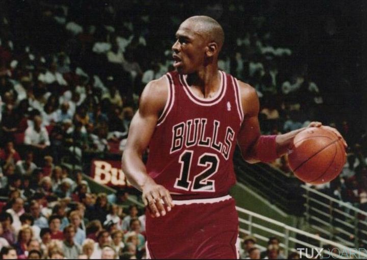 Michael Jordan avec le numero 12