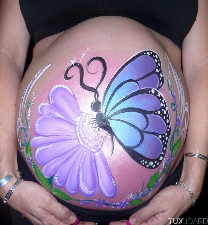 photo belly painting papillon