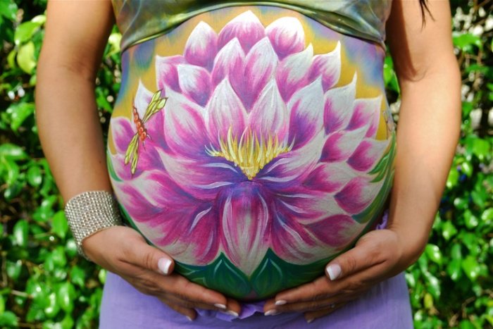 photo belly painting ventre femmes fleur