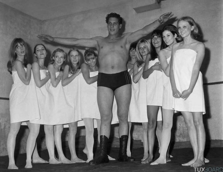 photo andre the giant paris 1966