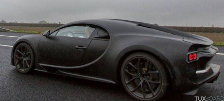 Bugatti Chiron photos volees