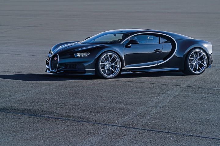 Bugatti Chiron Photos 14