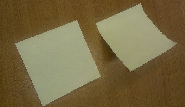 Differences post-it collants