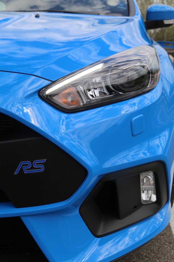 Ford Focus RS avant profil