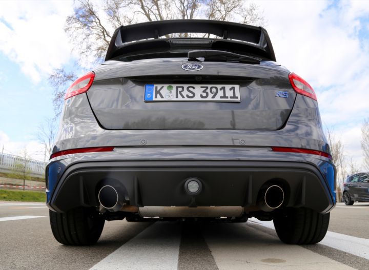 Ford Focus RS face arriere