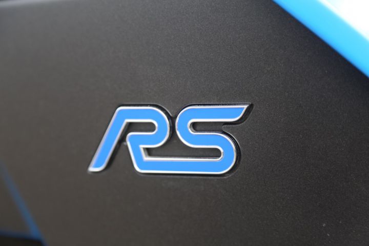 Ford Focus RS logo
