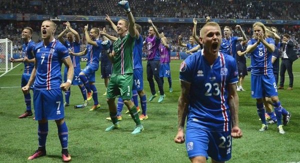 celebration islande euro 2016