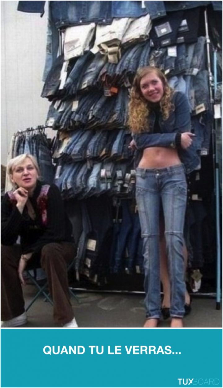 femme dans un magasin de jean