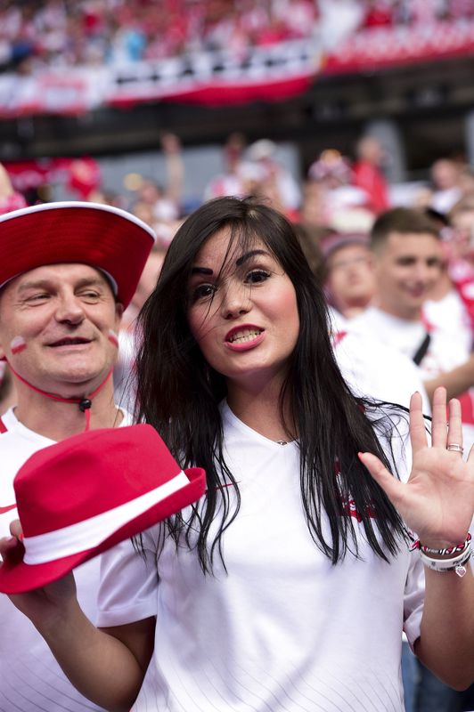 plus belles supportrices euro 2016 15