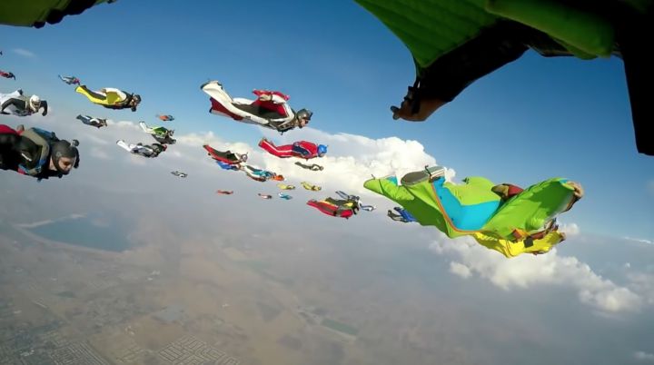 wingsuit record du monde vol formation