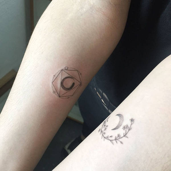 tatouages-minimalistes-hongdam-19