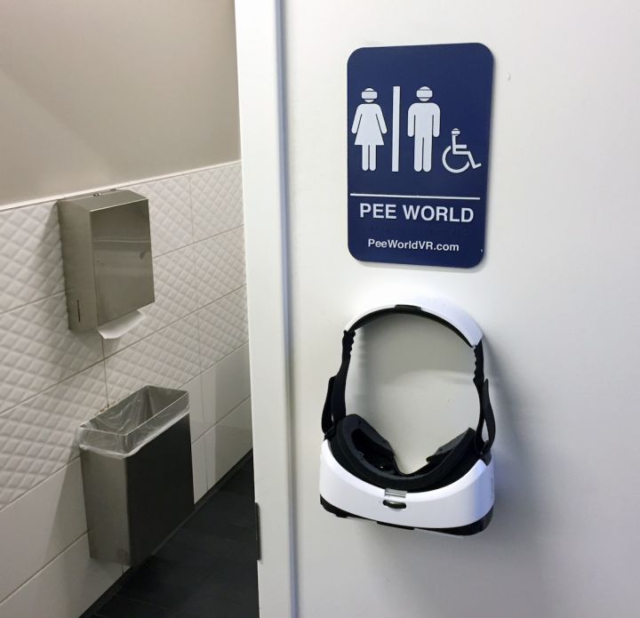 pee-world-vr
