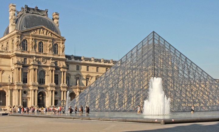 Attaque terroriste au Musée du Louvre