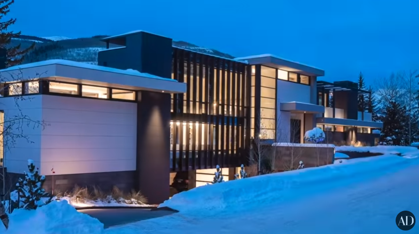 Une maison luxueuse et ultra-moderne au ski pour la modique somme de 45 millions de dollars dans les Rocheuses du Colorado