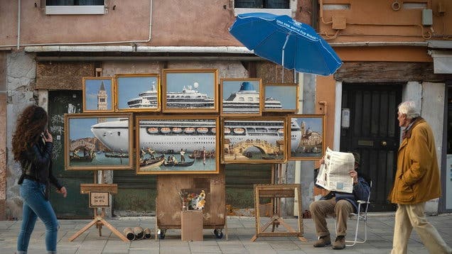 58e Biennale de Venise : Banksy s’invite discrètement et se fait virer (sans être démasqué)