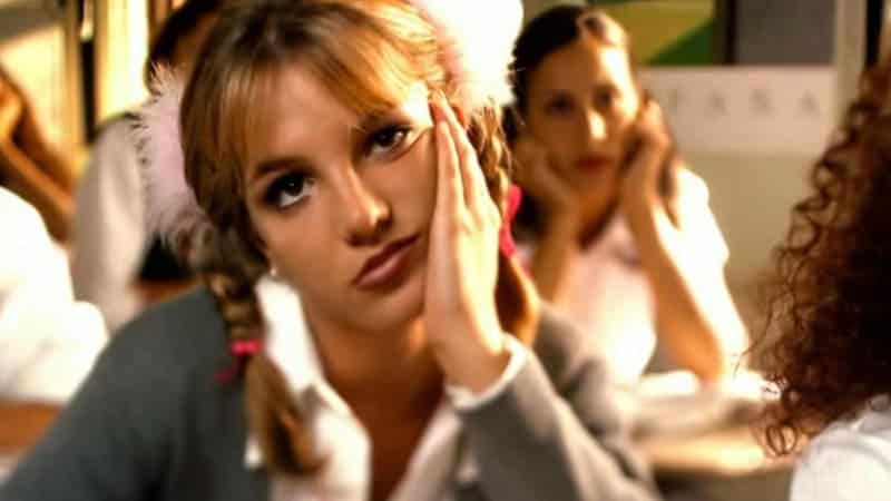 “Baby One more time” (Britney Spears) Meilleur premier single de tous les temps – Découvrez le Top 10