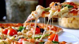 Rappel massif en France ne consommez plus cette pizza, elle est contaminée par la Listeria !