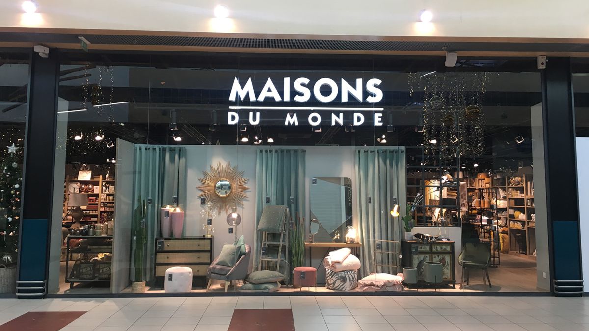 Gros carton pour Maisons du Monde qui baisse le prix de son meuble le