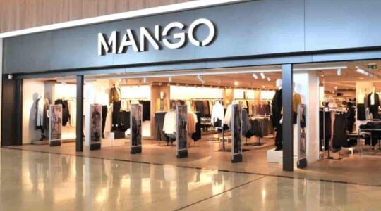 Ruée chez Mango pour cette sublime veste en tweed parfaite pour l'hiver !