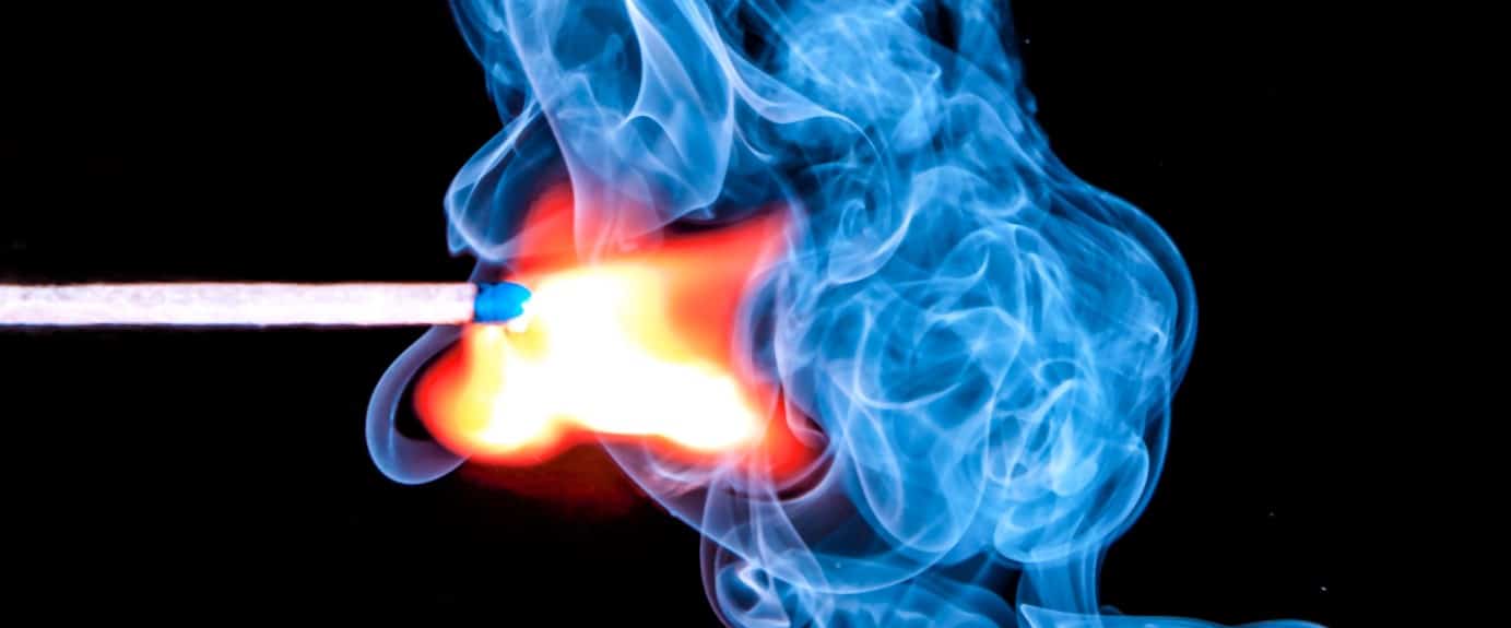 La fabrication étonnante des allumettes pour allumer le feu