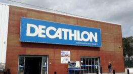 Cohue chez Decathlon avec son legging Domyos parfait pour faire du sport à 10 euros seulement !