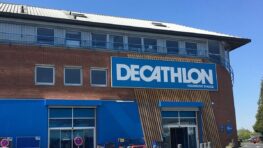 Decathlon explose des records avec les bottes en caoutchouc parfaites pour la pluie et la neige !