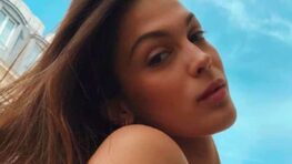 Iris Mittenaere casse Instagram avec sa vidéo en lingerie spéciale pour Noël !