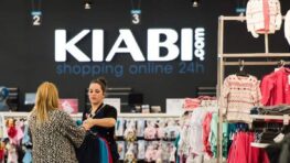 Kiabi frappe fort avec ces trois outfits de l'hiver pour toutes les générations