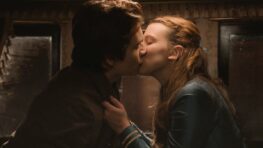 Millie Bobby Brown accusée d'avoir harcelé sexuellement Louis Partridge dans Enola Holmes !
