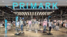 Primark cohue pour la robe à sequins idéale pour briller de mille feux pour les fêtes à moins de 25 euros !