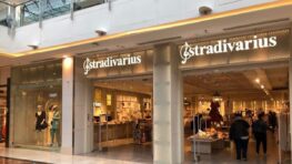 Stradivarius fait un carton avec son nouveau manteau long double face à petit prix !