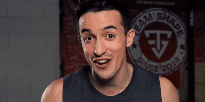 Tibo Inshape balance tout sur les dangers de vos grignotages préférés et le sucre qu'ils contiennent !