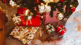 Voici comment gagner des centaines d'euros en revendant ses cadeaux de Noël !