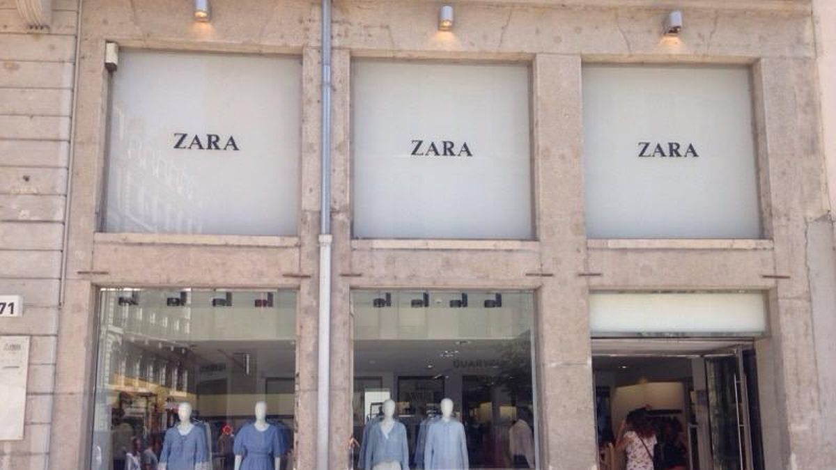 Zara cartonne avec son blazer croisé ultra-élégant pour cet hiver à moins de 50€ !