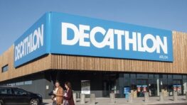 Cohue chez Decathlon pour ces sneakers blanches qui rendent fous les influenceurs à moins de 30 euros