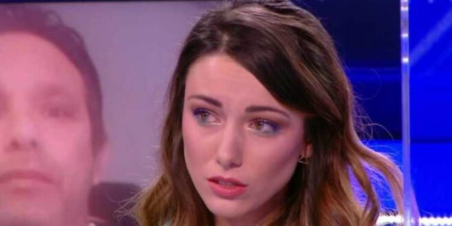 Delphine Wespiser choquée et terrorisée par les prédictions d'une voyante Vous allez mourir