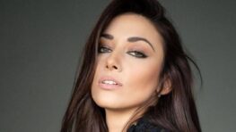 Delphine Wespiser fait exploser Instagram avec sa vidéo sous la douche !