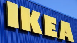 Ikea fait un carton avec la lampe enceinte la plus stylée parfaite pour des soirées endiablées entre amis !