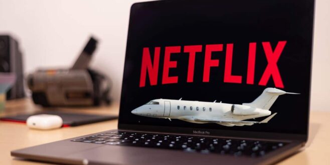 Job de rêve Netflix Gagnez jusqu'à 350 000 euros pour voyager en jet privé !