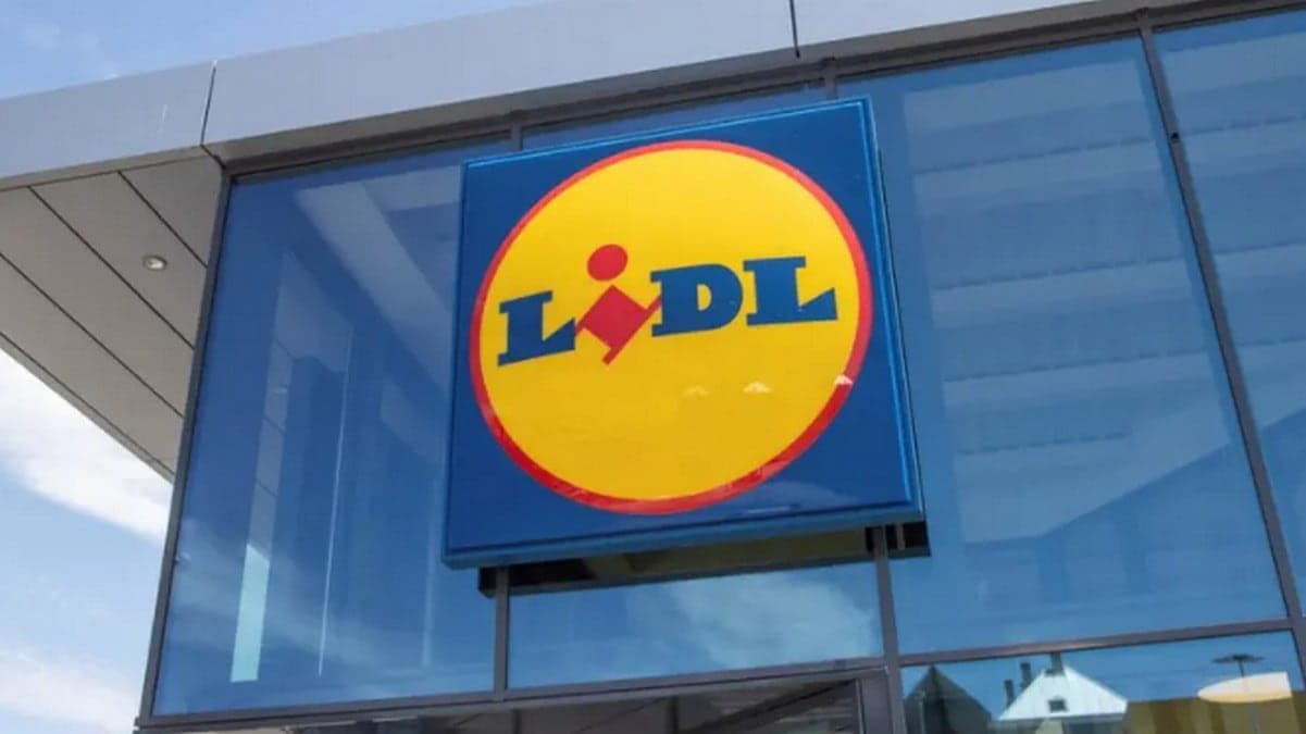 Lidl is a hit with this essential for successful snacks with family or friends at a low price!